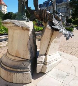 Civitas Fortissima-emlékmű