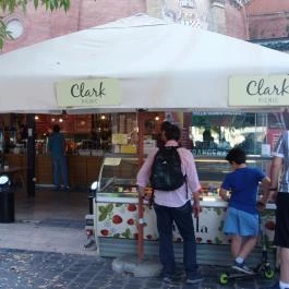 Clark Picnic Budapest - Külső kép