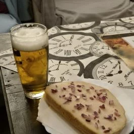 Clock Söröző, Budapest - Étel/ital