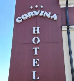 Corvina Szálloda Étterem
