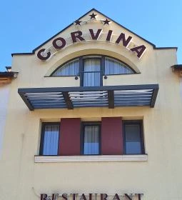 Corvina Szálloda Étterem