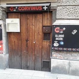 Corvinus Cafe - Nyugati Budapest - Külső kép