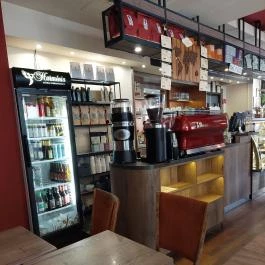 Coyote Coffee & Deli, Budapest - Belső