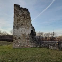 Csabdi templomrom Csabdi - Külső kép