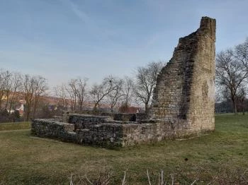 Csabdi templomrom Csabdi