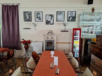 Csalogány Étterem & Kávézó Balatonfenyves