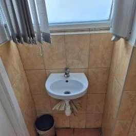 Csang Úr Gyorsétterem Budapest - Mosdó
