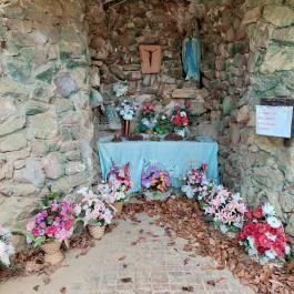 Csatkai szentkút, Csatka - Belső