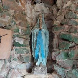 Csatkai szentkút, Csatka - Belső