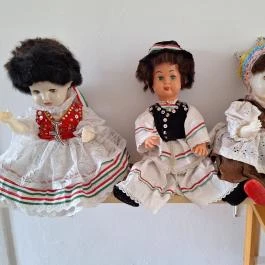 Csefalvay-kúria, Pincehely - Egyéb