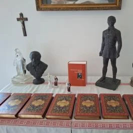 Csefalvay-kúria, Pincehely - Egyéb