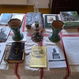 Csefalvay-kúria, Pincehely - Egyéb