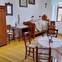 Csefalvay-kúria, Pincehely - Belső