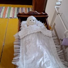 Csefalvay-kúria, Pincehely - Egyéb