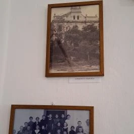 Csefalvay-kúria, Pincehely - Egyéb