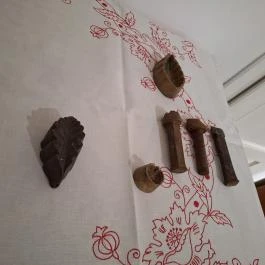 Csefalvay-kúria, Pincehely - Egyéb