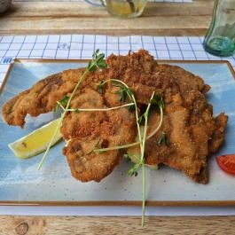 Csehülünk, Telki - Étel/ital