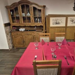 Csejtey Vadászétterem Püspökmolnári - Belső