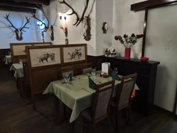 Csejtey Vadászétterem Püspökmolnári