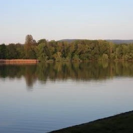 Cseke-tó Tata - Külső kép