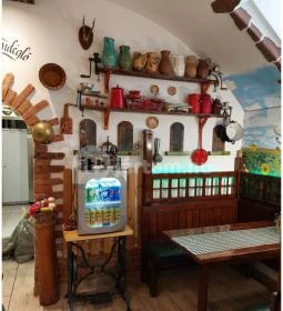 Cserepes Kisvendéglő