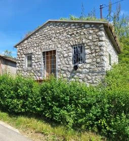 Cserépi úti pincesor