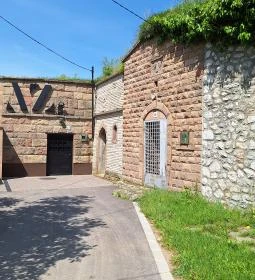 Cserépi úti pincesor