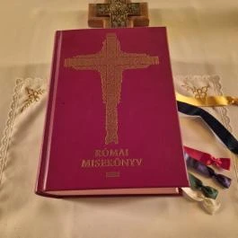 Cserhátszentiváni Kisboldogasszony-templom Cserhátszentiván - Belső