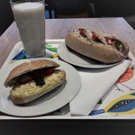 Cserpes Tejivó - Allee Budapest - Étel/ital