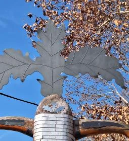 Csertölgy emlékmű