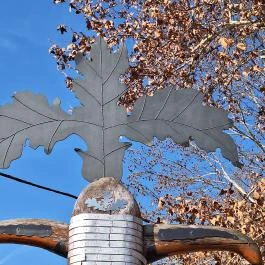 Csertölgy emlékmű Ecser - Egyéb