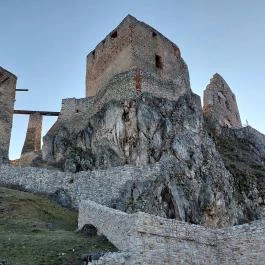 Cseszneki vár, Csesznek - Külső kép