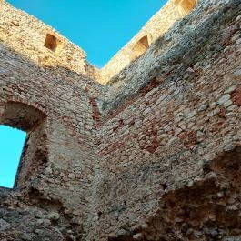 Cseszneki vár, Csesznek - Belső