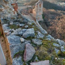 Cseszneki vár, Csesznek - Külső kép