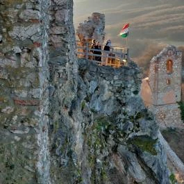 Cseszneki vár, Csesznek - Külső kép