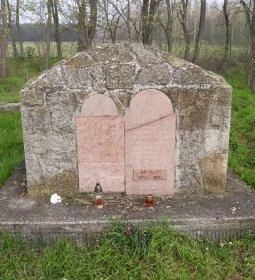 Csévharaszti pusztatemplom