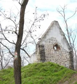 Csévharaszti pusztatemplom