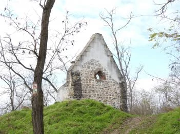 Csévharaszti pusztatemplom Csévharaszt