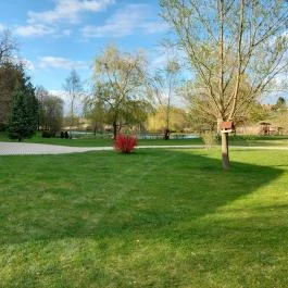 Csicsergő Szabadidőközpont Nova - Külső kép