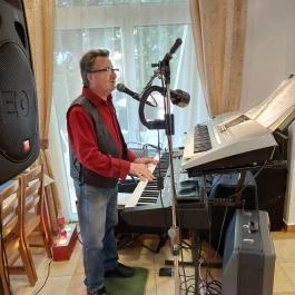 Csicsergő Szabadidőközpont Nova - Szórakozás/Sport