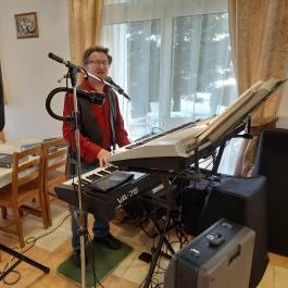 Csicsergő Szabadidőközpont Nova - Szórakozás/Sport