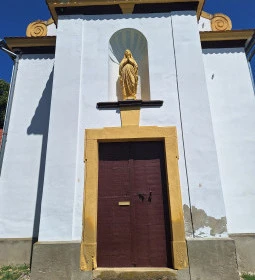 Csicsói kápolna és Szentkút