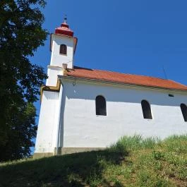 Csicsói kápolna és Szentkút Hőgyész - Külső kép