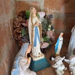 Csicsói kápolna és Szentkút Hőgyész - Egyéb