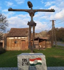 Csikóstőttősi 1956-os emlékmű