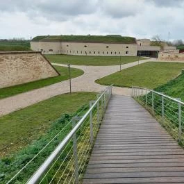 Csillagerőd Komárom - Külső kép