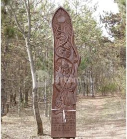 Csillagösvény faszobrok