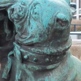 Csirkefogó-szobor, Budapest - Egyéb