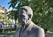 Csonka János mellszobra Budapest