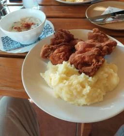 Csopak Vendéglő & Pizzéria